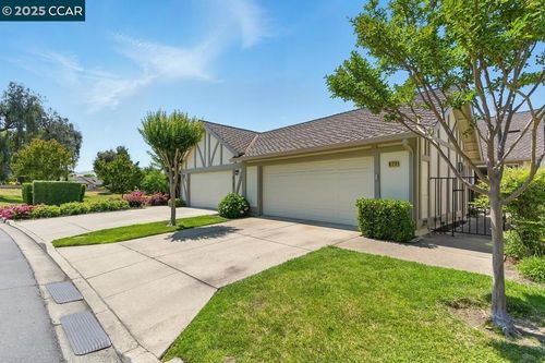 624 Doral Dr, Danville, CA, 94526-6207 | Card Image
