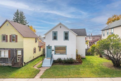 416 E Camp St, Ely, MN, 55731-1411 | Card Image