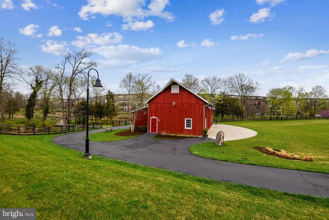 20440 Northpark Dr, Townhouse with 4 bedrooms, 6 bathrooms and null parking in ASHBURN VA | Image 83