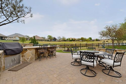 8805 Compton St, Denton, TX, 76207-6736 | Card Image