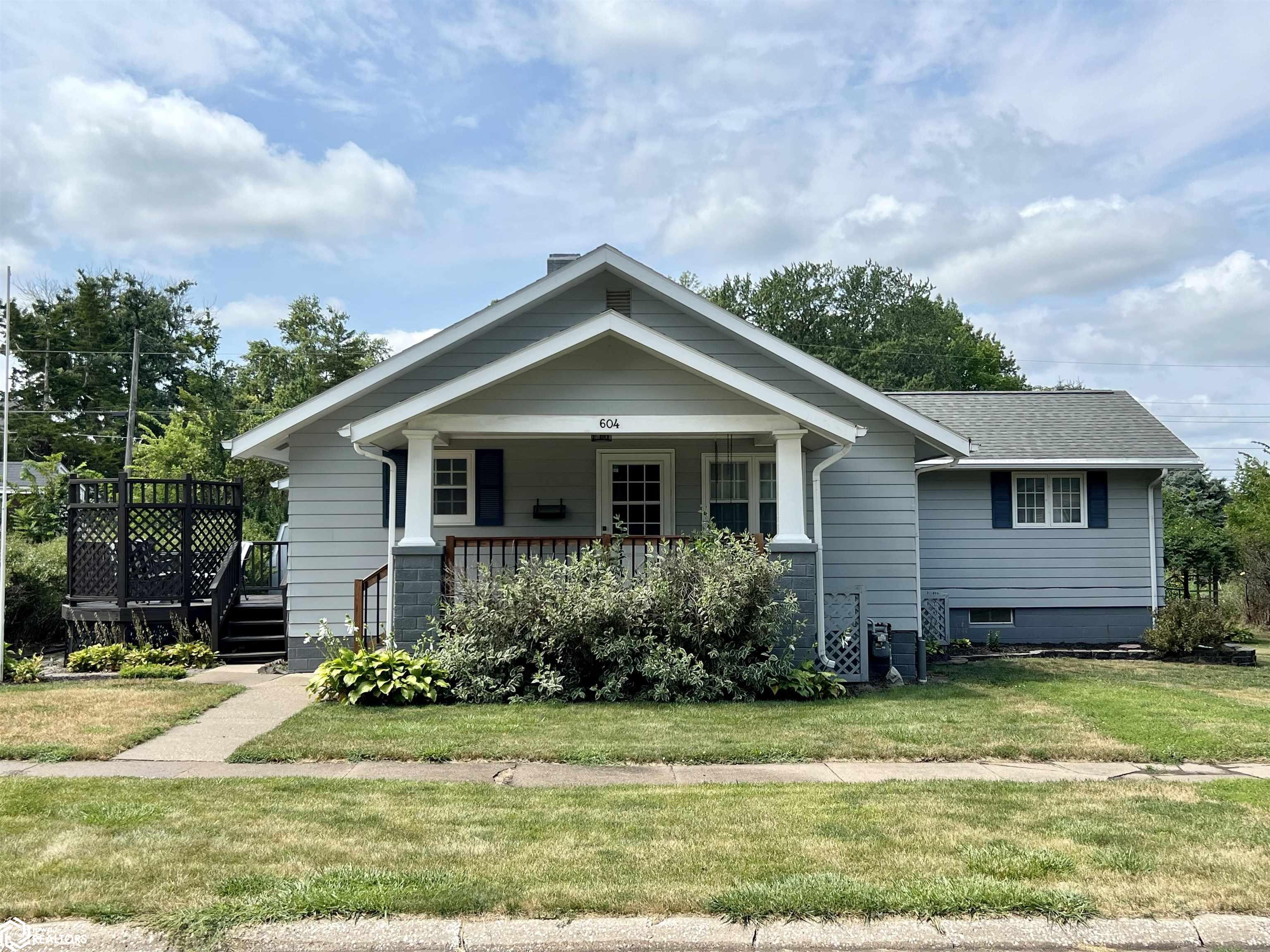 Birch St, Creston, IA 50801