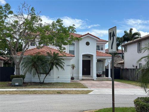 16650 Sw 61st Ln, Miami, FL, 33193-5711 | Card Image