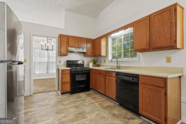 10650 Plantation Dr, House other with 3 bedrooms, 2 bathrooms and 2 parking in Alpharetta GA | Image 9