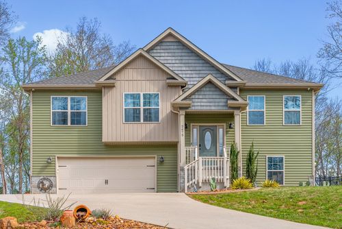 2675 Mockingbird Hill Rd, Palmyra, TN, 37142-2333 | Card Image