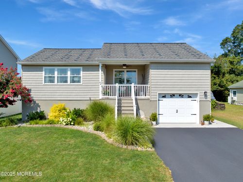 84 Holly Hill Dr, Toms River, NJ, 08753-2051 | Card Image
