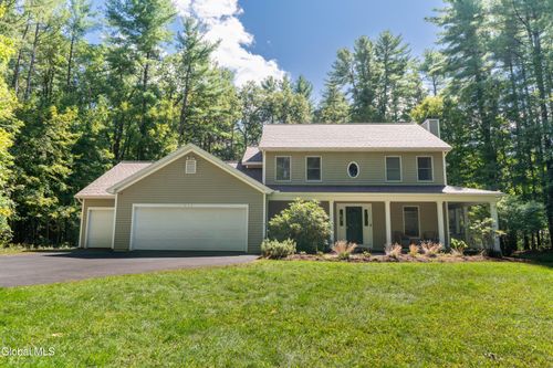 504 Grand Ave, Saratoga Springs, NY, 12866-6100 | Card Image