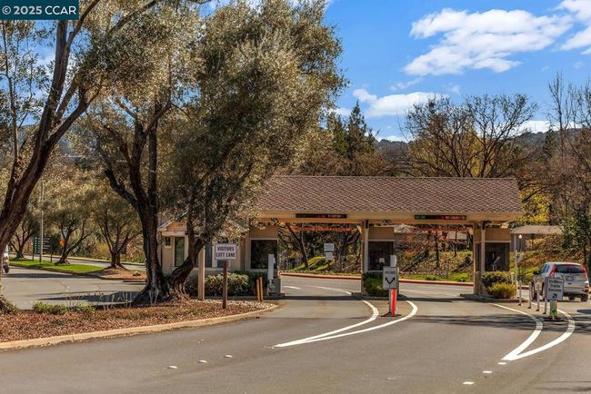 APT-2 - 1129 Leisure Ln, Condo with 2 bedrooms, 1 bathrooms and 1 parking in Walnut Creek CA | Image 51