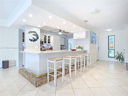 0-1032 Russell Dr, Highland Beach, FL, 33487-4230 | Card Image