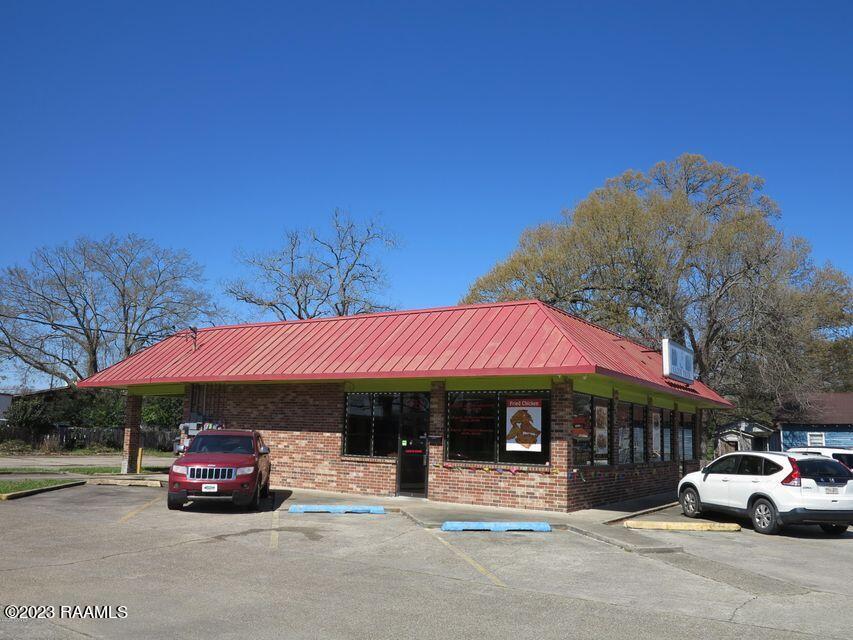 810 Evangeline Trwy, Lafayette, LA 70501
