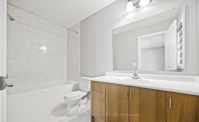 22 Rustic Oak Trail, House other with 4 bedrooms, 4 bathrooms and 4 parking in Ayr ON | Image 48