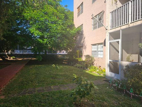 apt-111-8411 Nw 8th St, Miami, FL, 33126-3719 | Card Image