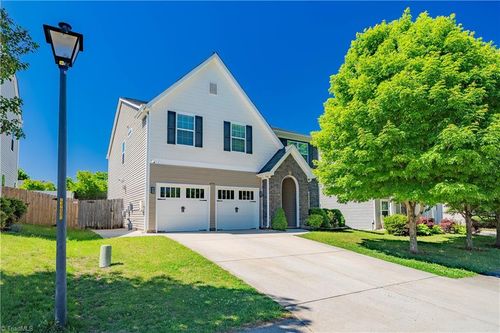 4754 Abbey Park Rd, Kernersville, NC, 27284-0031 | Card Image