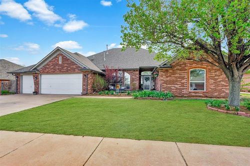19508 Danforth Farms Blvd, Edmond, OK, 73012-3475 | Card Image