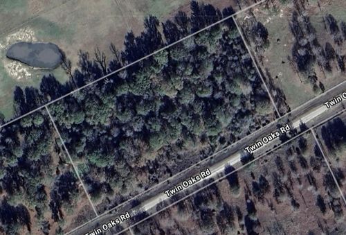 Twin oaks Twin Oaks, Trinity, TX, 75862 | Card Image
