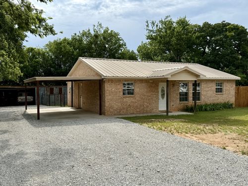 606 S Hubbard St, Alvord, TX, 76225-6005 | Card Image