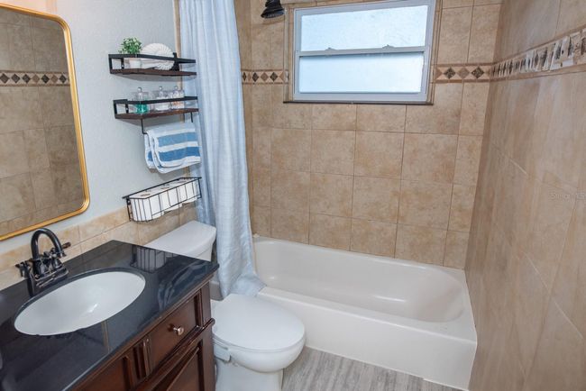 489 Fox Run Trl, House other with 3 bedrooms, 2 bathrooms and null parking in APOLLO BEACH FL | Image 23