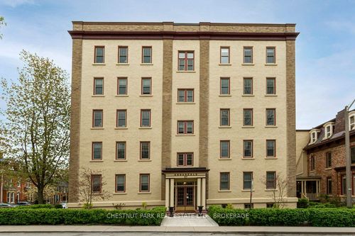 305-67 Sydenham St, Kingston, ON, K7L3H2 | Card Image