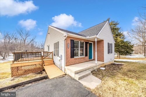 224 Spring Warbler Way, SHEPHERDSTOWN, WV, 25443-4521 | Card Image