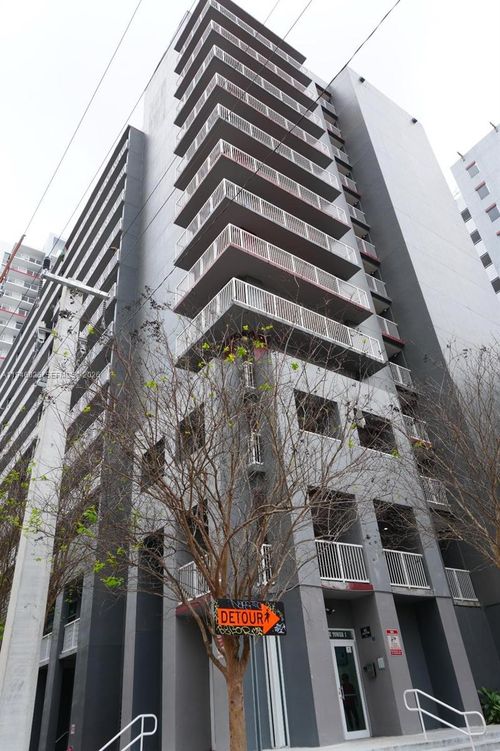 apt-1403-104 Sw 9th St, Miami, FL, 33130-3587 | Card Image