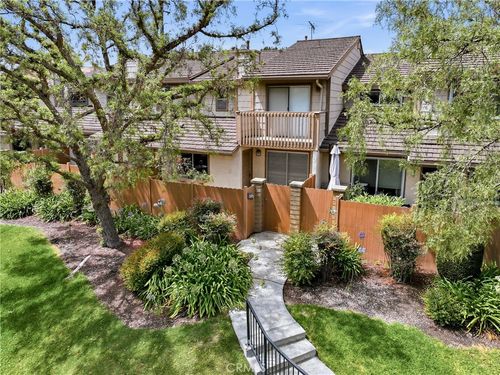 201-1569 Avenida Selva, Fullerton, CA, 92833-1550 | Card Image