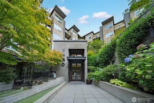 526-5440 Leary Ave Nw, Seattle, WA, 98107-4077 | Card Image