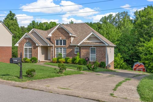 91 West Dr, Clarksville, TN, 37040-6741 | Card Image