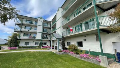 309 - 848 4 Ave, Condo with 2 bedrooms, 2 bathrooms and 1 parking in Wainwright AB | Image 3