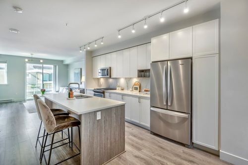 165-9718 161a St, Surrey, BC, V4N6S7 | Card Image