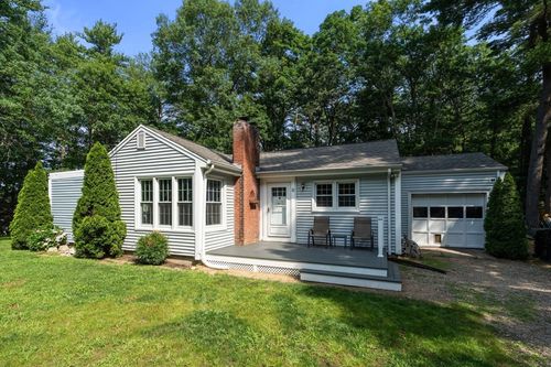 8 Randall Rd, Kingston, MA, 02364-1223 | Card Image