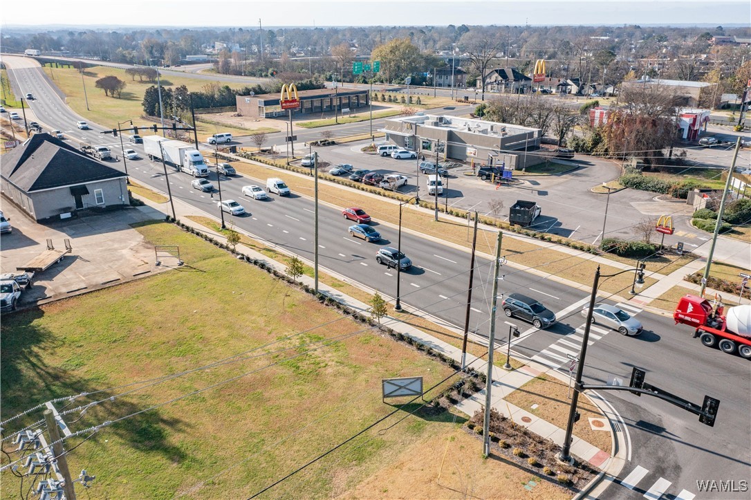 1107 Lurleen B Wallace Blvd, Tuscaloosa, AL 35401