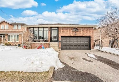 3 Panorama Cres, Brampton, ON, L6S3T7 | Card Image