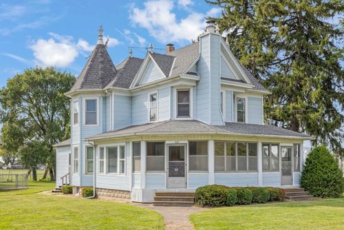 301 N Main St, Herscher, IL, 60941-9775 | Card Image