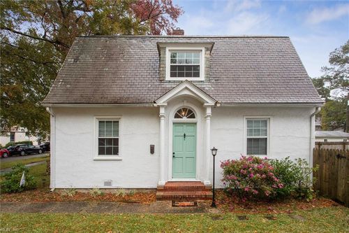 303 Piez Ave, Newport News, VA, 23601-4019 | Card Image