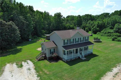 550 Baker Mill Rd, Cleveland, NC, 27013-9425 | Card Image