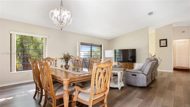 7914 Sw 199 Th Ter, House other with 4 bedrooms, 3 bathrooms and null parking in Cutler Bay FL | Image 11