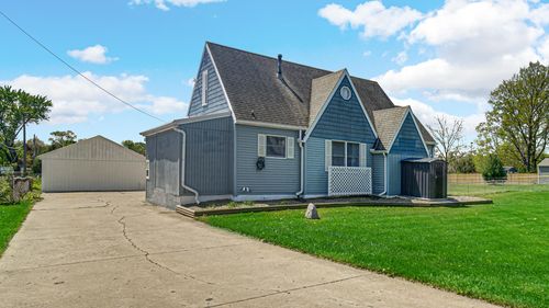 324 W Johnson Rd, La Porte, IN, 46350 | Card Image