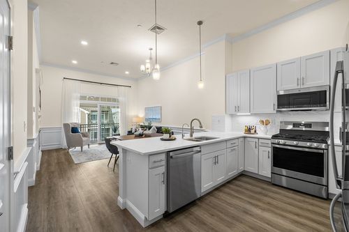 unit-f404-320 Middlesex Ave, Medford, MA, 02155-1385 | Card Image