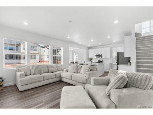 3352 N Buchanan Way, Aurora, CO, 80019-3777 | Card Image