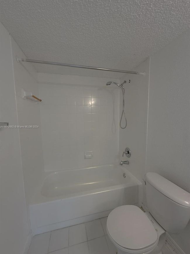 106G - 4045 W Mcnab Rd, Condo with 2 bedrooms, 2 bathrooms and null parking in Pompano Beach FL | Image 19