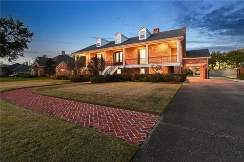 67 Elmwood Dr, Destrehan, LA, 70047-3703 | Card Image