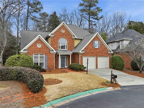 5425 Brooke Ridge Circle, Dunwoody, GA, 30338 | Card Image