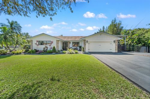 16830 Sw 62nd St, Southwest Ranches, FL, 33331-2040 | Card Image