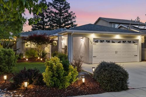 1142 Virginia Ave, Redwood City, CA, 94061 | Card Image