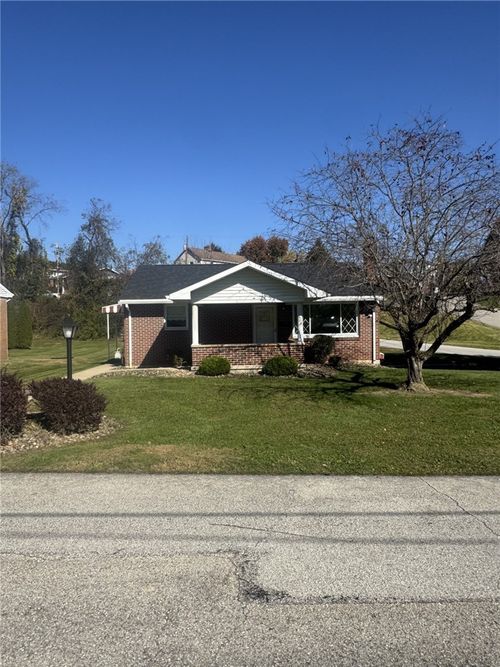 704 Stauffer Ave, Scottdale, PA, 15683 | Card Image