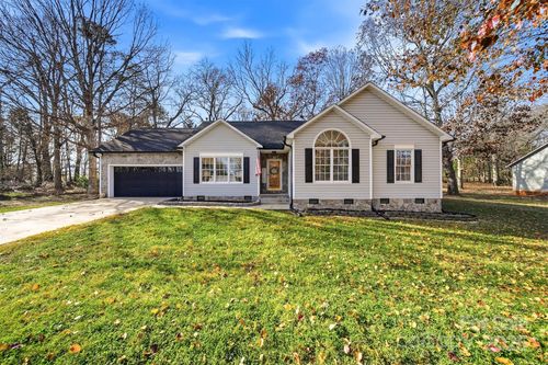 4687 Ransom Dr, Conover, NC, 28613-8516 | Card Image