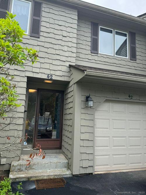 42-42 Uplands Way, Glastonbury, CT, 06033-3357 | Card Image