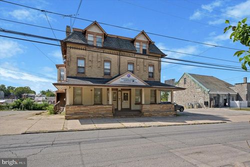 516 E Marshall St, NORRISTOWN, PA, 19401-5135 | Card Image