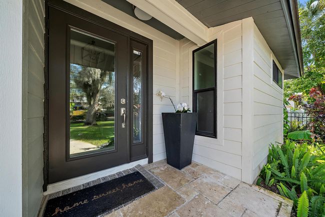 556 Sw Rustic Cir, House other with 3 bedrooms, 2 bathrooms and null parking in Stuart FL | Image 8