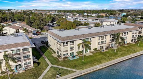 unit-101-4518 Garnet Dr, New Port Richey, FL, 34652-3360 | Card Image