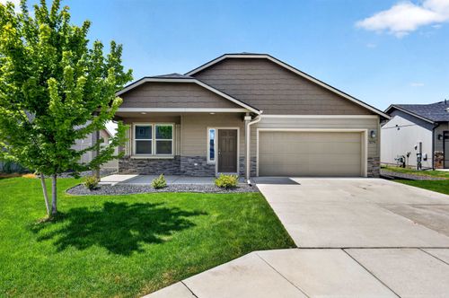 3290 Harvest Bluff Dr, Cheney, WA, 99004-5331 | Card Image